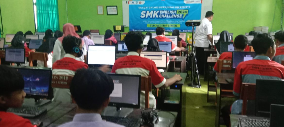 Pelaksanaan Test Viera Untuk Sertifikasi TOEIC 2024 di SMKN 1 Semen