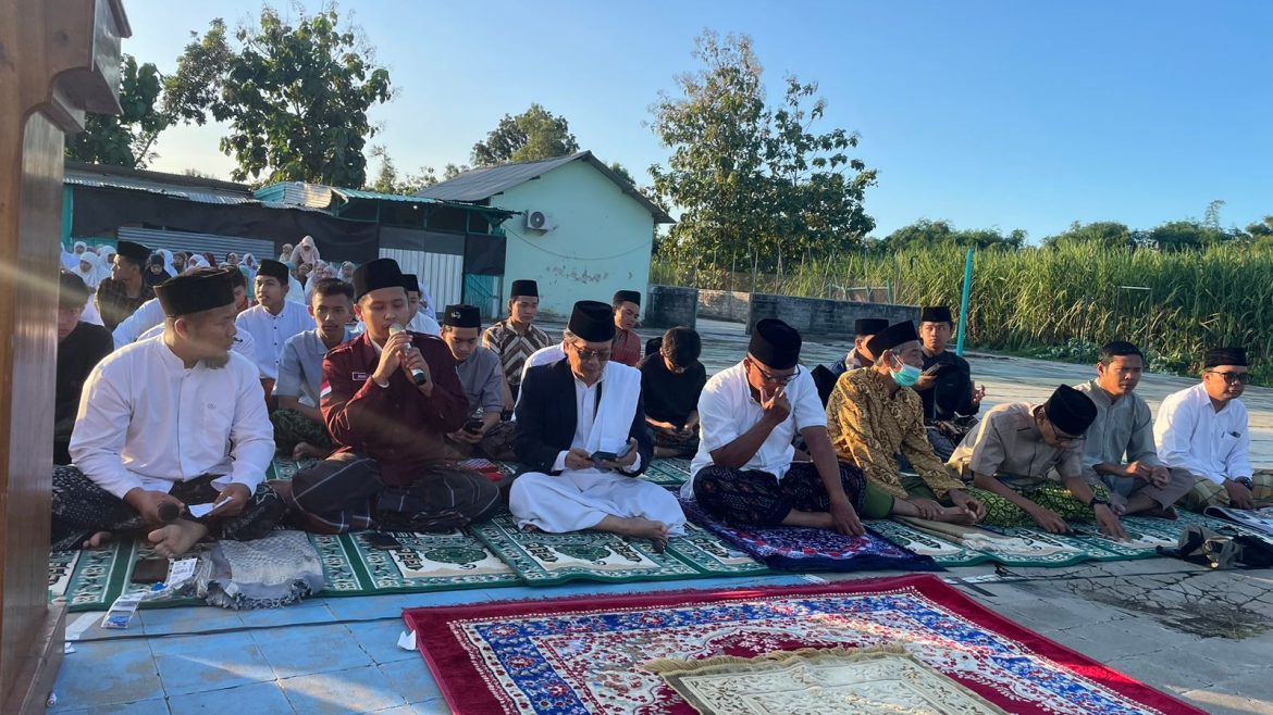 Pelaksanaan Sholat Idul Adha 1446 di SMKN 1 Semen
