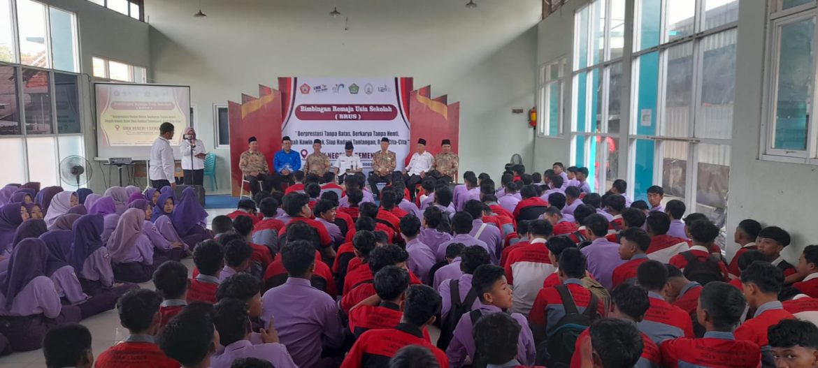 Sinergi Antara SMKN 1 Semen dengan KAU Kec. Semen Dengan Program Bimbingan Remaja Usia Sekolah (PBRUS).