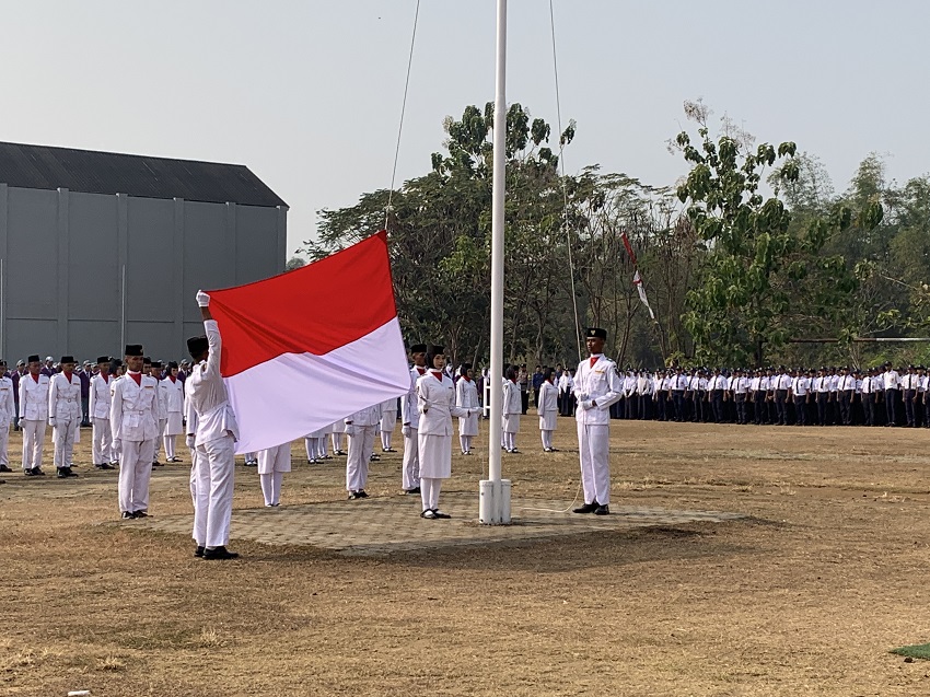 Dokumentasi Upacara HUT  RI ke 81  di SMKN 1 Semen